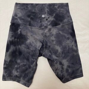 Lululemon Align High Rise Shorts 8”